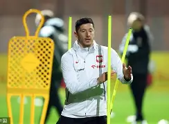 莱万多夫斯基经典对决，库里与60激战皇家马德里分钟，状态火爆胜负难料！